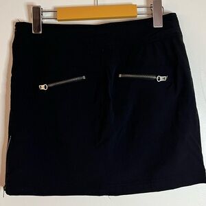 Athleta Black Zip Pocket Athletic Skort Women’s Size 2 Lightweight Performance